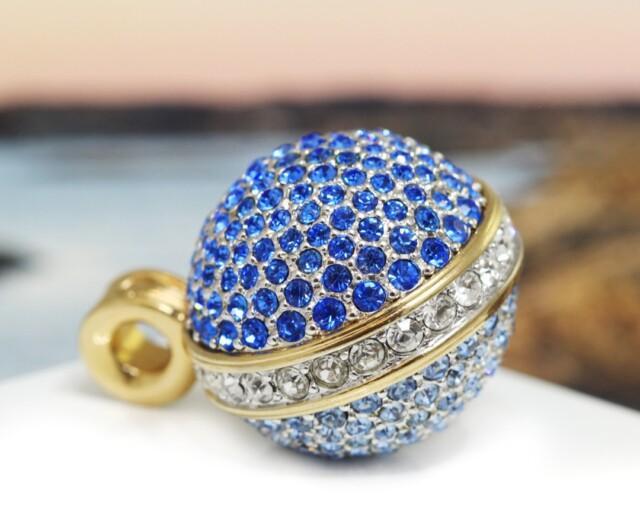 Swarovski kristalli
